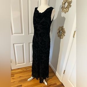 Beautiful 90s gown NWT velour floral